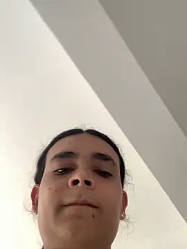 Snapshot of La-Gatiita-trans chatting on 03/01/26, 03:58 La-Gatiita-trans online show from 03/01/26, 03:58