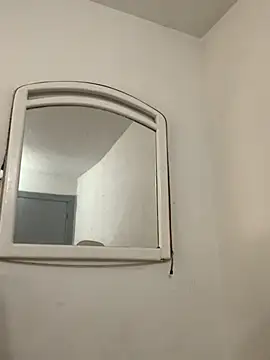 Snapshot of La-Gatiita-trans chatting on 03/15/26, 12:55 La-Gatiita-trans online show from 03/15/26, 12:55