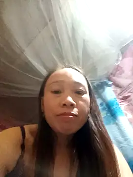 Snapshot of Manni_john chatting on 10/19/25, 04:57 Manni john online show from 10/19/25, 04:57