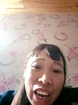 Snapshot of Manni_john chatting on 10/22/25, 01:22 Manni john online show from 10/22/25, 01:22