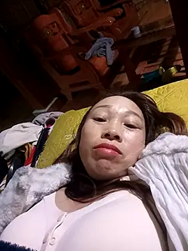 Snapshot of Manni_john chatting on 11/12/25, 04:24 Manni john online show from 11/12/25, 04:24