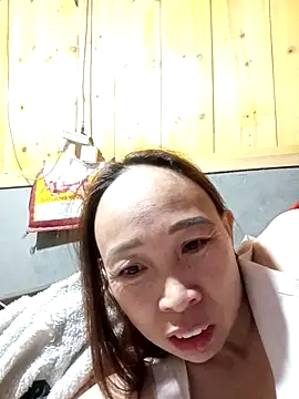 Snapshot of Manni_john chatting on 11/15/25, 03:52 Manni john online show from 11/15/25, 03:52