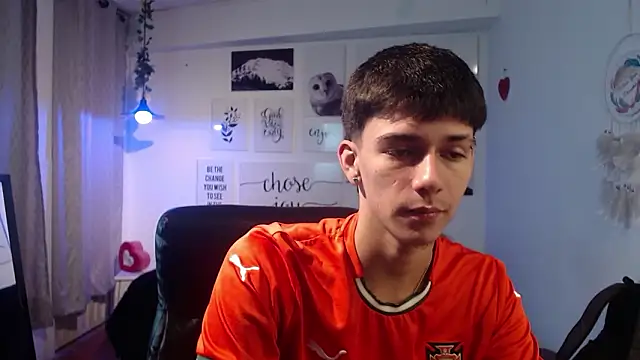 AmethystShadow17 online show from 03/13/26, 08:04