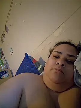 BigBusty VoluptuousMilfX online show from 12/18/25, 12:33