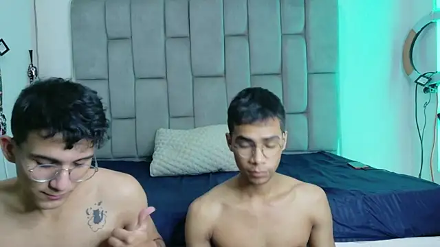 Desire4Duo online show from 03/12/26, 12:33