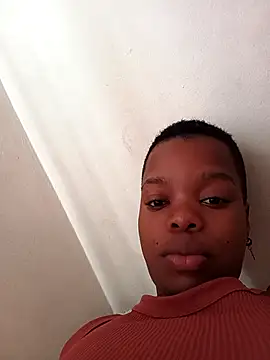 SexyLatoya05 online show from 12/05/25, 06:22