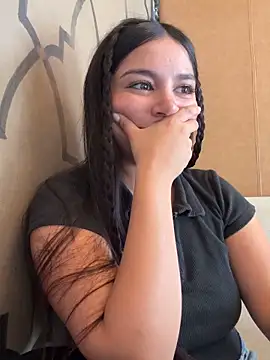 GODDESS zyrene online show from 11/18/25, 07:40