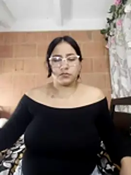 kassandra luxury online show from 12/19/25, 12:06