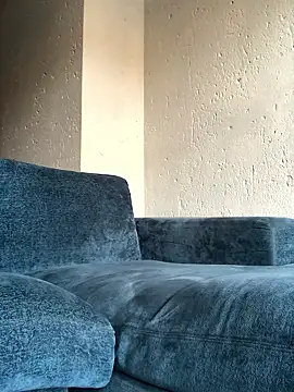 Snapshot of TinyThick chatting on 01/12/26, 12:10 TinyThick online show from 01/12/26, 12:10