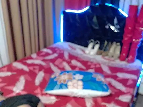 Snapshot of astraea_xxx chatting on 02/20/26, 12:29 astraea xxx online show from 02/20/26, 12:29