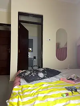 NyahHeat online show from 04/14/26, 02:45