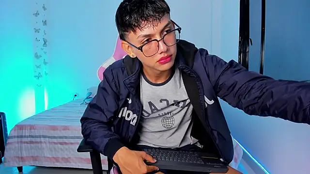 Axel Cody  online show from 02/11/26, 11:15