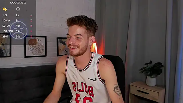 MATEO HUNTER online show from 11/12/25, 03:07