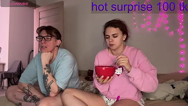 live sexy online show from 04/14/26, 06:52