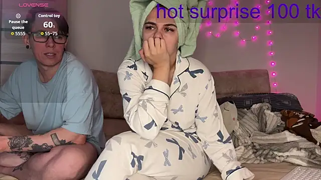 live sexy online show from 04/15/26, 07:48