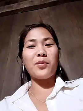 Lyssa-a online show from 11/11/25, 03:39