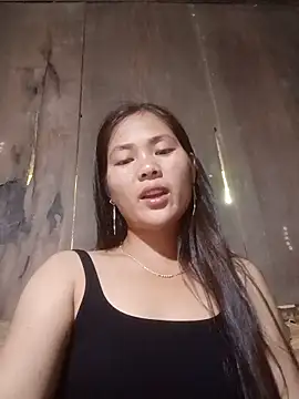 Lyssa-a online show from 05/17/26, 09:38