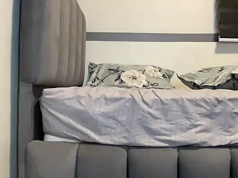 Snapshot of Vanetika_urgoddessxxx chatting on 10/27/25, 01:48 Vanetika urgoddessxxx online show from 10/27/25, 01:48