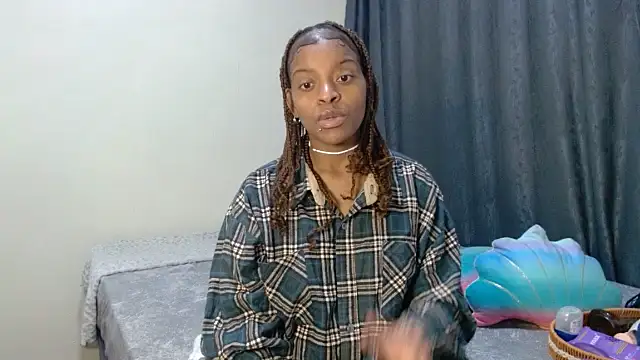 fifiqueen25 online show from 03/23/26, 07:45