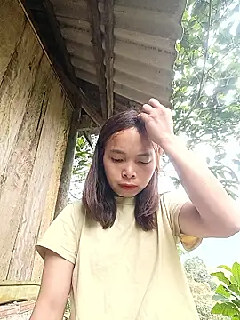 Nguyet2k4 online show from 01/09/26, 01:19