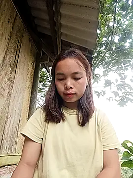 Nguyet2k4 online show from 01/13/26, 02:39