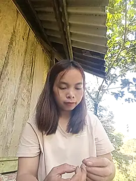 Nguyet2k4 online show from 02/06/26, 04:06