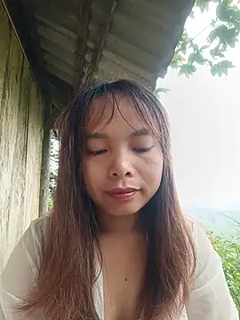 Snapshot of Nguyet2k4 chatting on 06/19/26, 11:41 Nguyet2k4 online show from 06/19/26, 11:41
