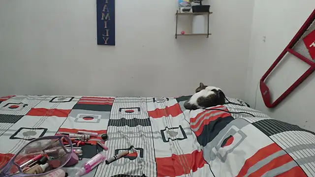 Lya Hall  online show from 02/19/26, 08:27