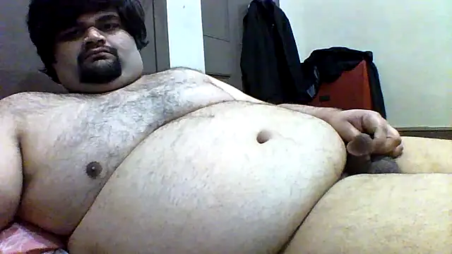 Snapshot of ShavenScope24 chatting on 06/25/26, 04:55 ShavenScope24 online show from 06/25/26, 04:55