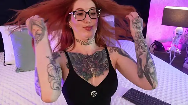 mariianna lopez  online show from 04/23/26, 05:37