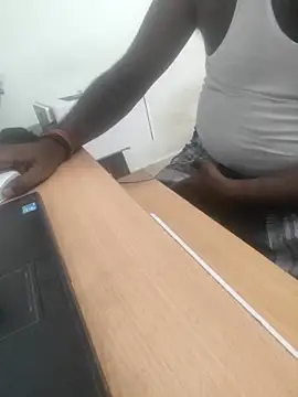 Vickyins480000 online show from 04/13/26, 04:56