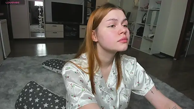 HeatherNextDoor online show from 11/05/25, 03:06