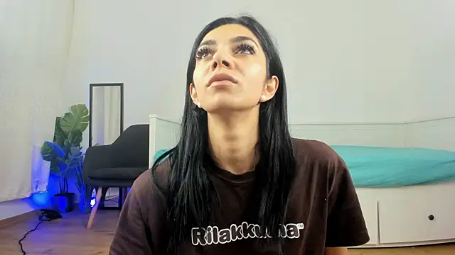 ReneeVoss online show from 04/02/26, 03:04