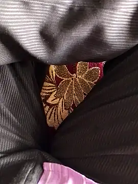 svk 05 online show from 11/30/25, 04:27