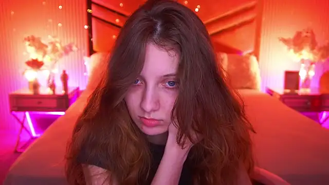 CuteeFoxy online show from 04/11/26, 12:42