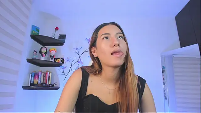 kittyrush  online show from 12/01/25, 07:02