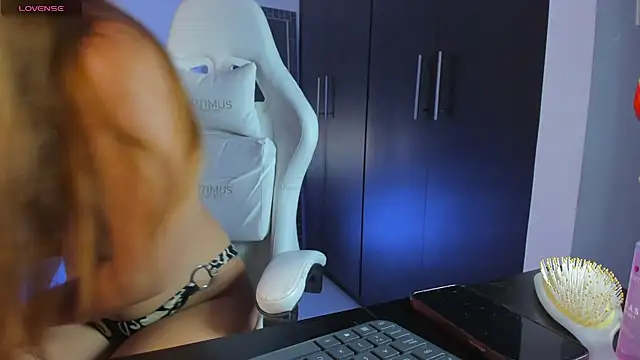 kittyrush  online show from 04/21/26, 01:42