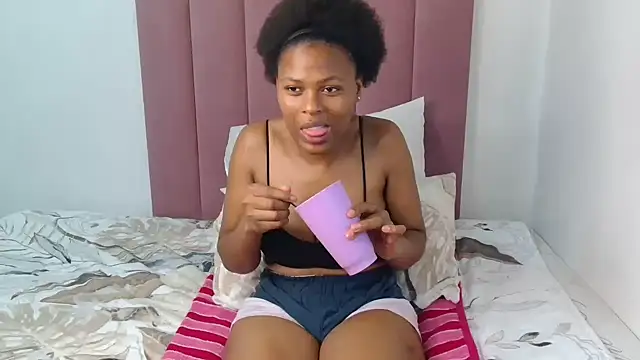 Bubbles156 online show from 11/12/25, 08:41