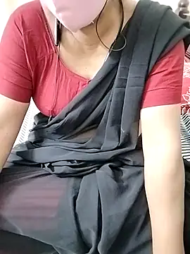 Hot Boude online show from 10/29/25, 11:56