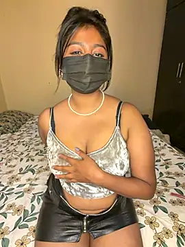 Snapshot of payal_mittal chatting on 10/25/25, 04:46 payal mittal online show from 10/25/25, 04:46