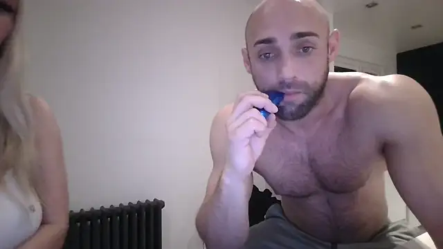 laceystarrxxx online show from 12/21/25, 06:42