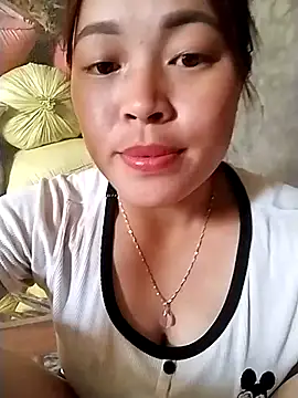 Hani-i online show from 04/13/26, 05:35