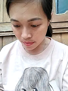 Hani-i online show from 04/25/26, 06:49