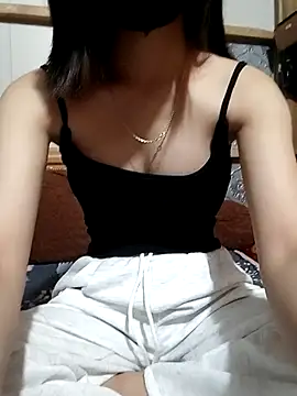 Katy68 online show from 12/03/25, 05:48