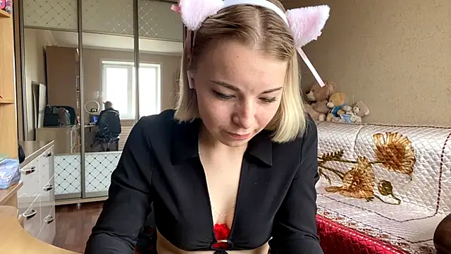 HoppedArea online show from 10/22/25, 09:20