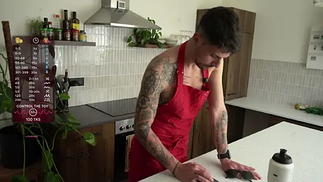 monsieurguitsxxx online show from 04/07/26, 02:17