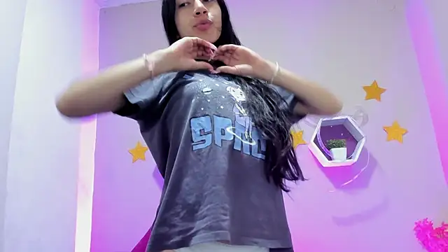 Snapshot of Laskhmi_ chatting on 01/07/26, 01:35 Laskhmi online show from 01/07/26, 01:35