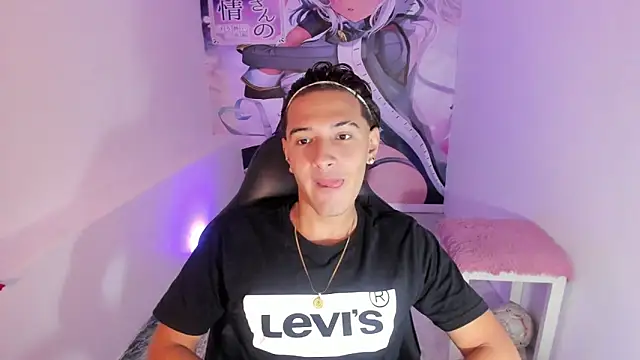 Snapshot of Hayden_Boy_ chatting on 10/23/25, 01:21 Hayden Boy online show from 10/23/25, 01:21