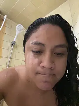 Snapshot of Techi0525 chatting on 12/04/25, 01:48 Techi0525 online show from 12/04/25, 01:48