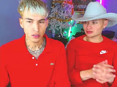 Snapshot of Latin_boysxxxx chatting on 11/02/25, 11:29 Latin boysxxxx online show from 11/02/25, 11:29